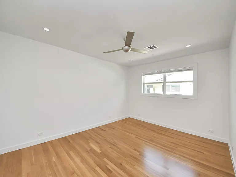 7610 Highmeadow Dr — Photo 18