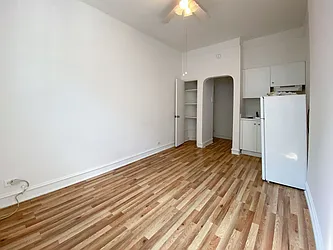 Rented by Kahen Properties
