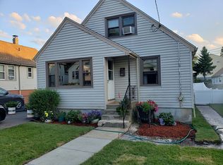 26 Rich St, Mattapan, MA 02126