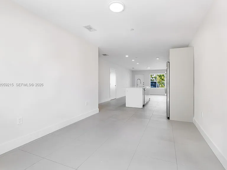 2505 NE 193rd St #4108 — Photo 3