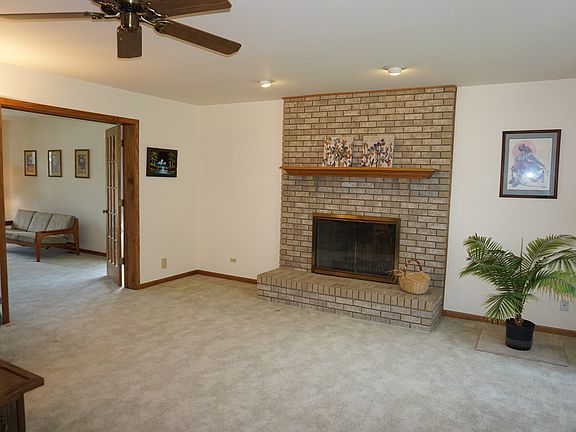 5th image of 1211 Woodview Dr