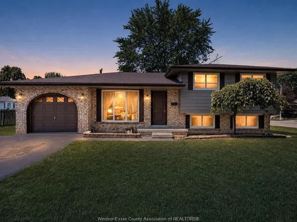 646 Estate Park, Tecumseh, ON N8N 3C8