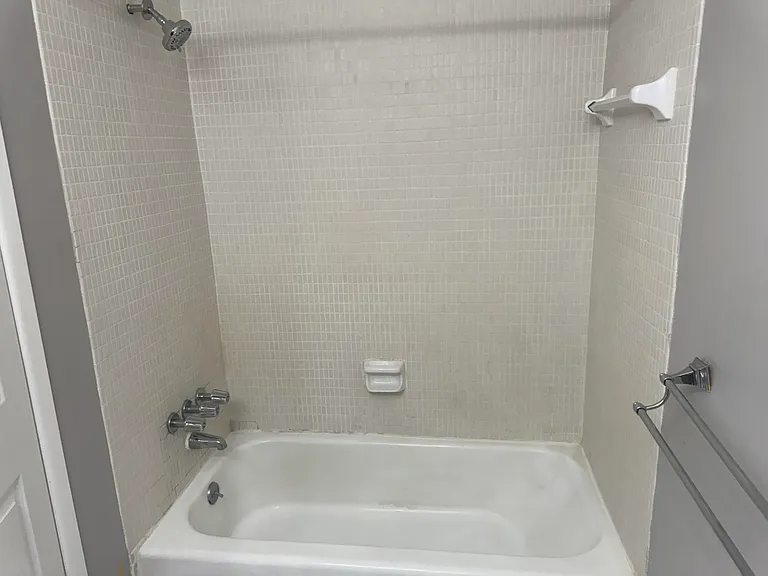 30220 Southfield Rd #243 — Photo 8