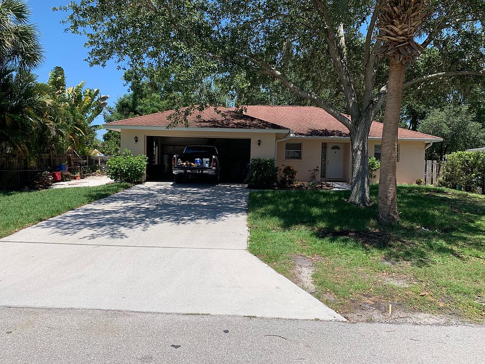 1st image of 2827 W Mark Dr