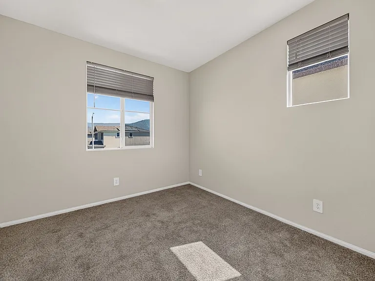 1037 Yuzu Way — Photo 13