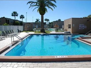 7701 Starkey Rd APT 115, Seminole, FL 33777