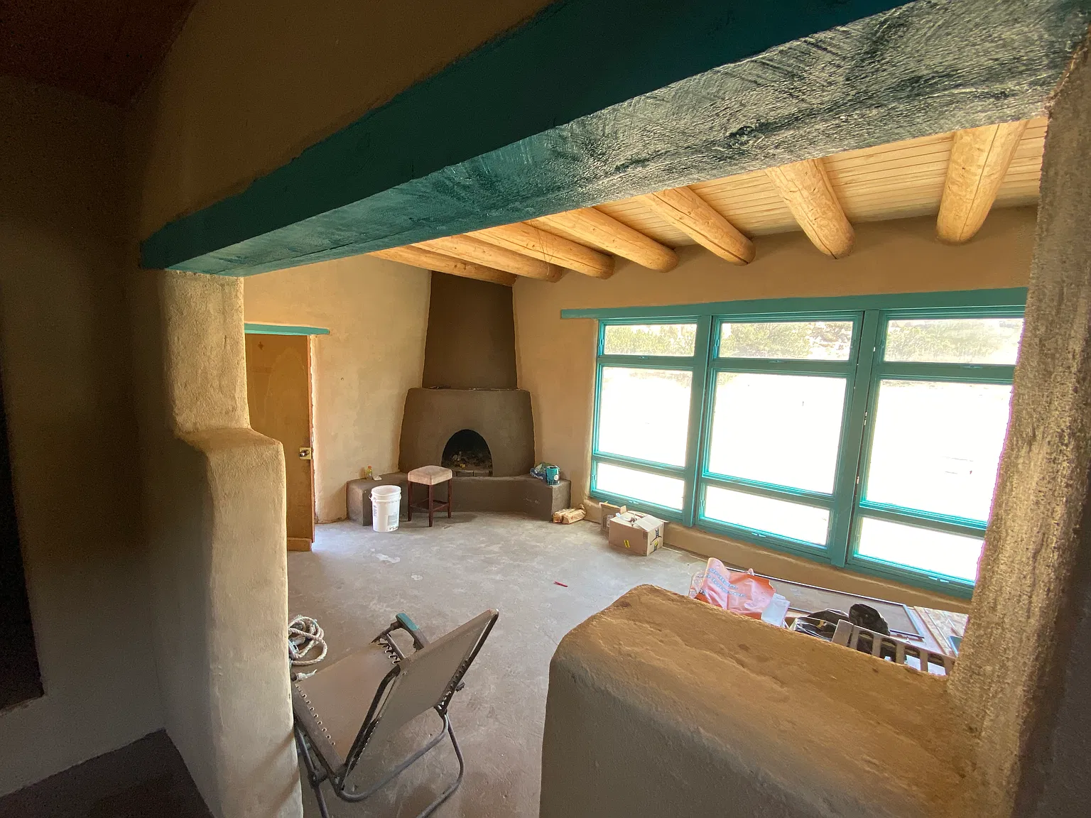 4 bed, 2307 sqft, $800 — Photo 2