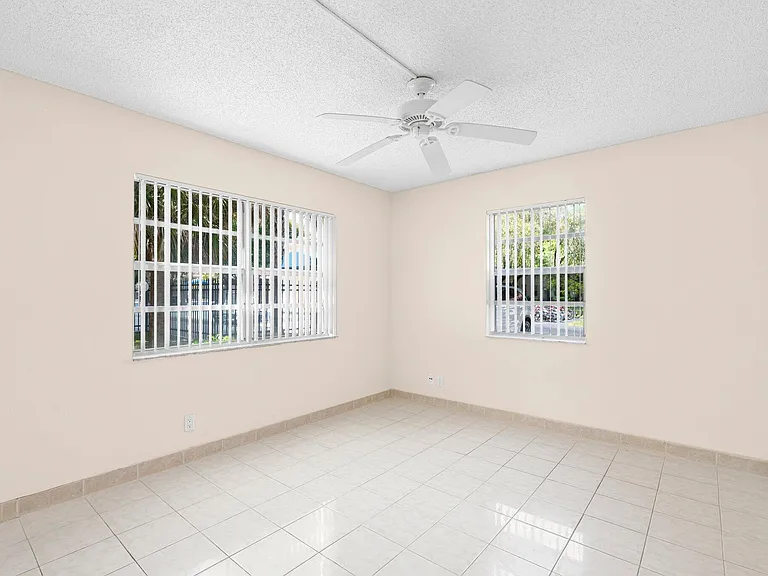 3230 NW 102nd Ter #108-F — Photo 12