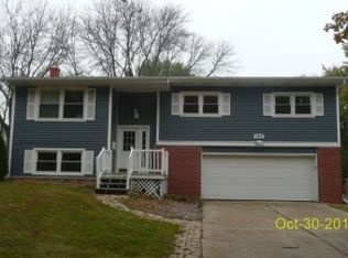 1622 Angel Crest Way, Madison, WI 53716