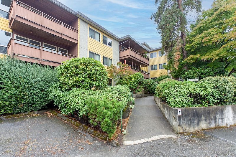 2nd image of 13433 Roosevelt Way N #102
