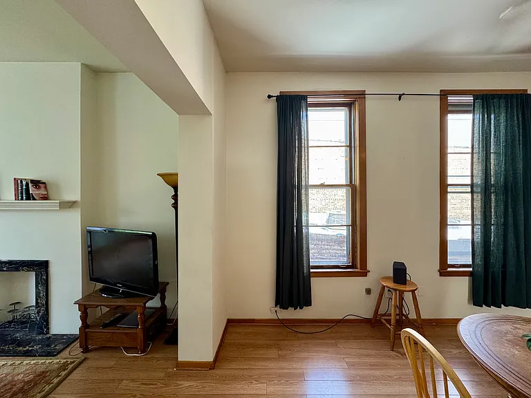 1145 W Webster Ave #3F — Photo 25