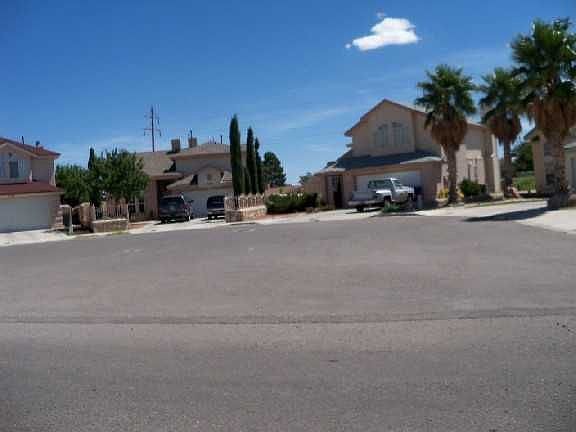 3rd image of 5050 Red Sands Ct