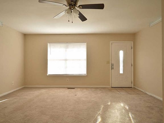 5th image of 4175 Willard Dr