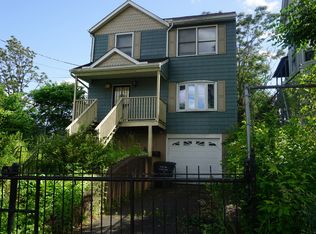 27-29 Elmer St, Hartford, CT 06120