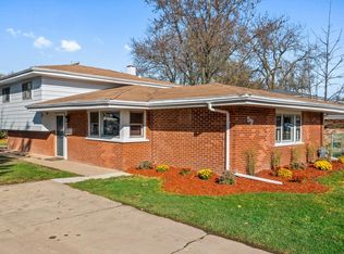 59 Frances Ln, Chicago Heights, IL 60411