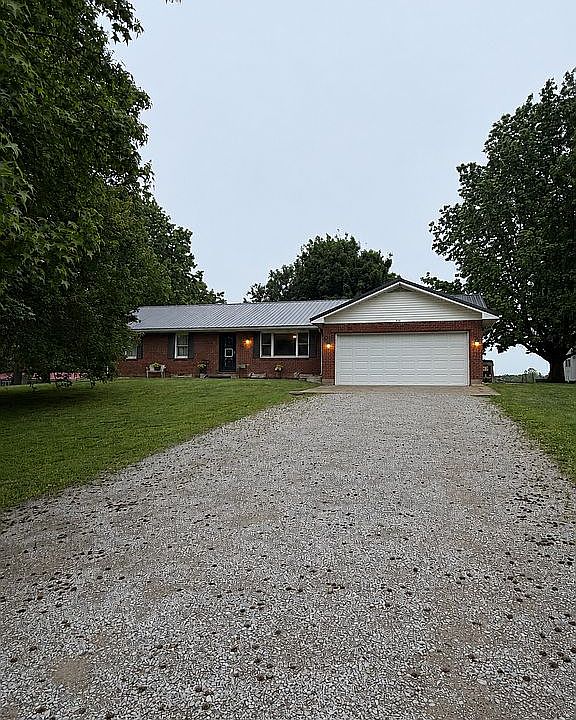 1st image of 340 Deer Ridge Rd