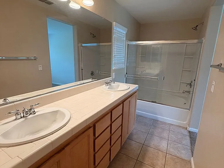 103 Monet Ln — Photo 8