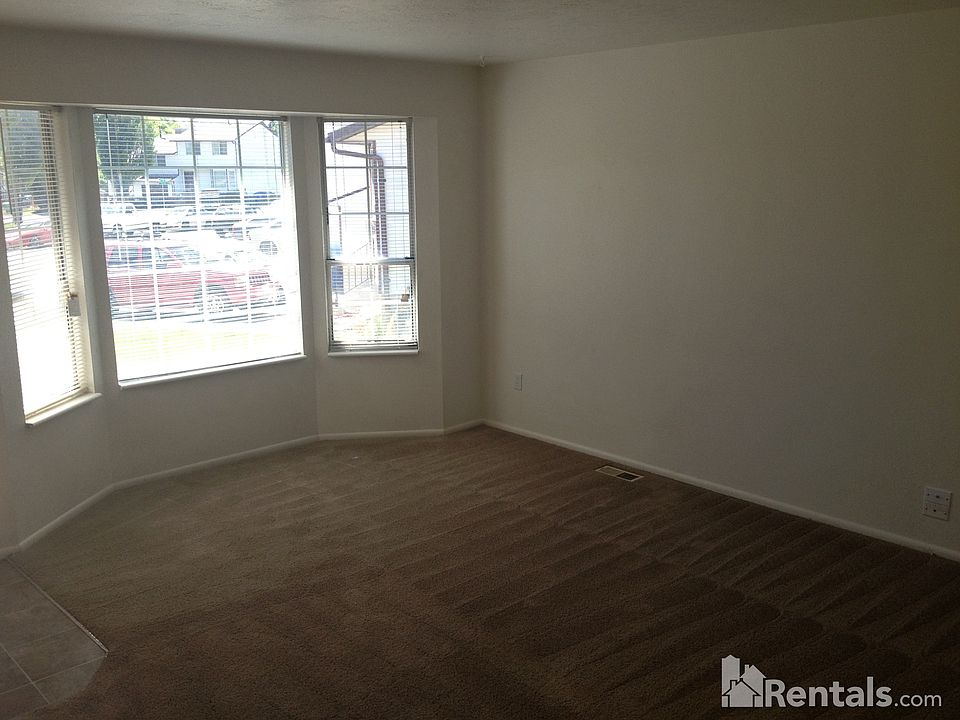 1st image of 9023 S Goddard Cir
