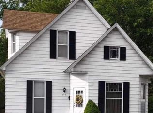 514 E Park St, Taylorville, IL 62568