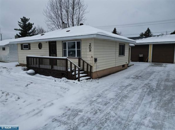 209 Brandon Rd, Hoyt Lakes, MN 55750