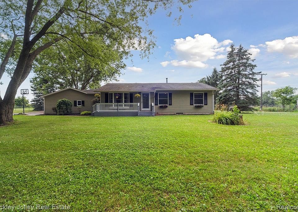 5649 Byron Rd, Howell, MI 48855 Zillow