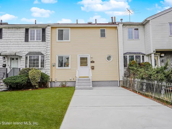 140 Ada Dr, Staten Island, NY 10314