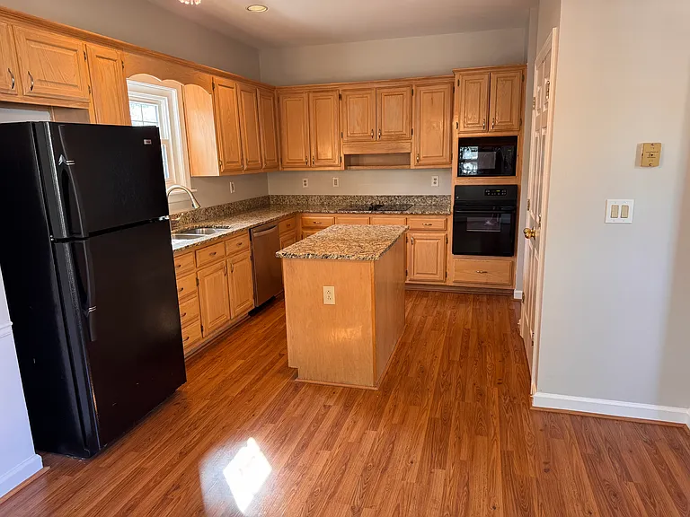 11740 Red Maple Forest Dr — Photo 7