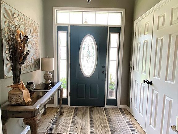 3rd image of 5802 Summerwood Ln