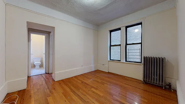 Rented by Bond New York | media 10