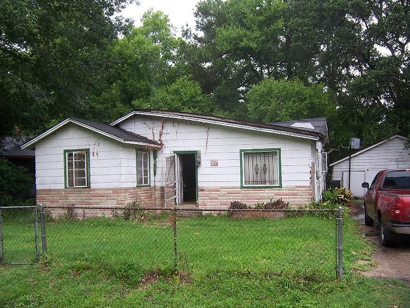 1st image of 6825 McWilliams Dr