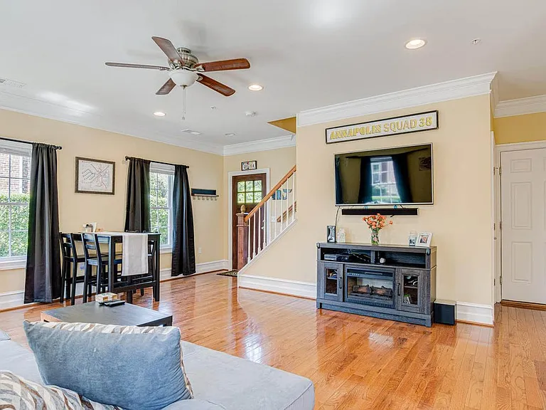 102 Charity Ln — Photo 10