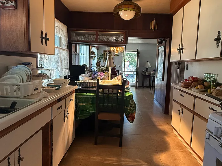 "Second kitchen"