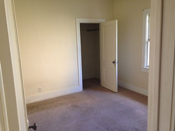 3rd image of 619 S 14th St