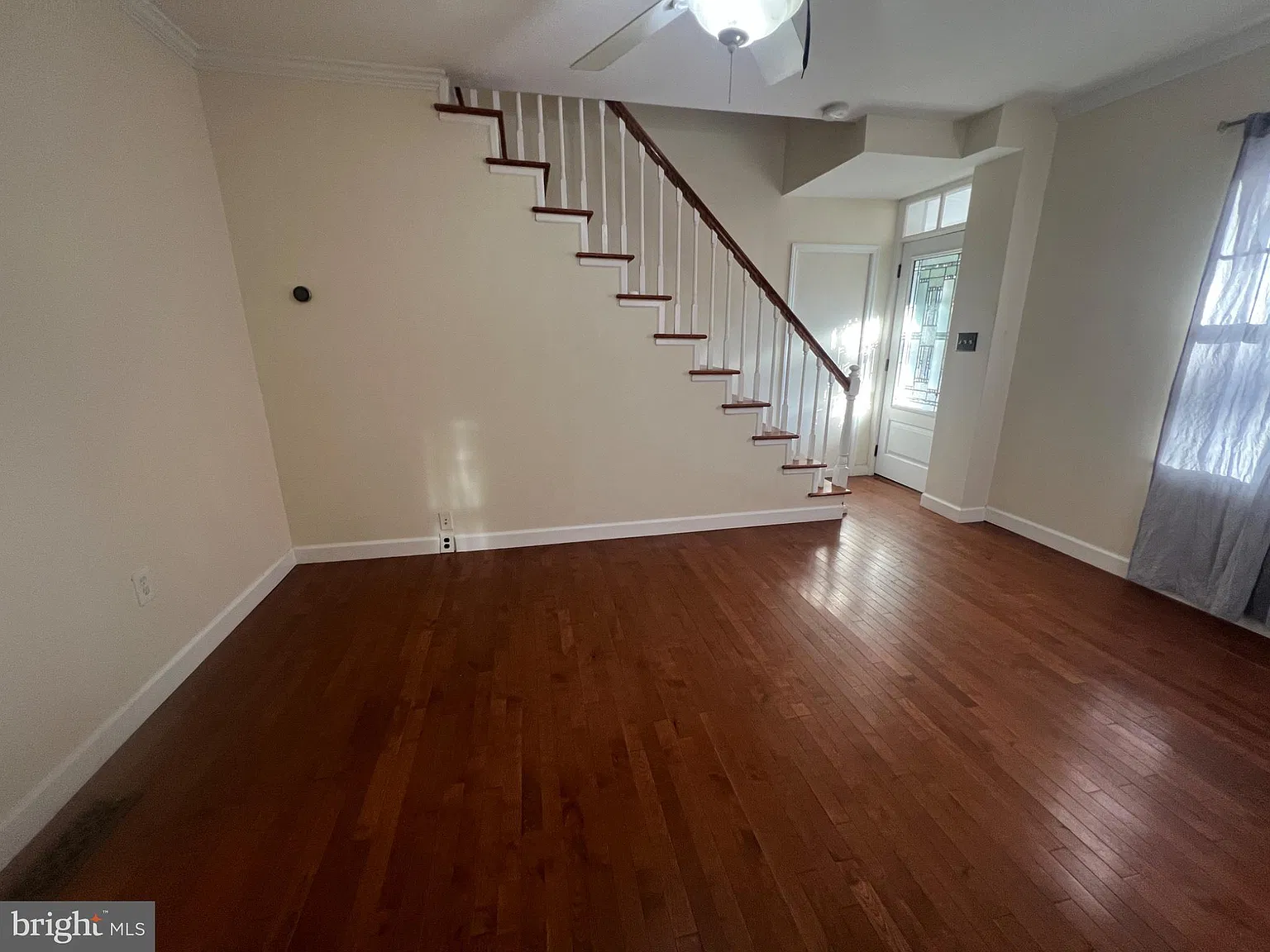 2 bed, 1.0 bath, 1578 sqft, $2,200 — Photo 3