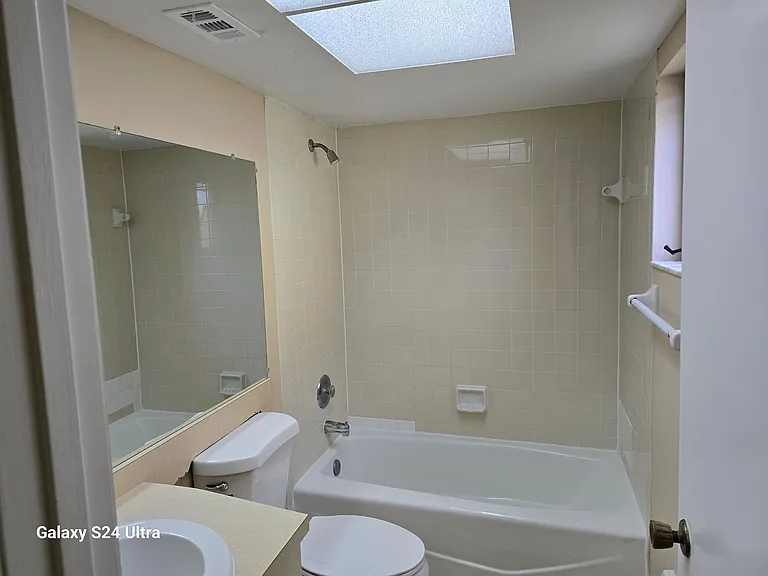 853 Mecca Dr #C — Photo 24