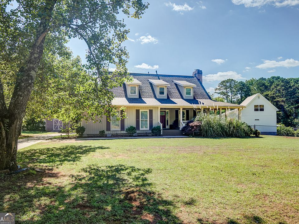 1st image of 300 Briarwood Rd