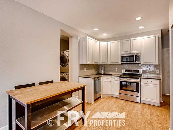 5th image of 610 N Logan St APT 11