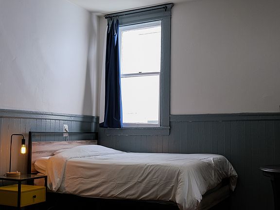 5th image of 106 Shotwell St #106