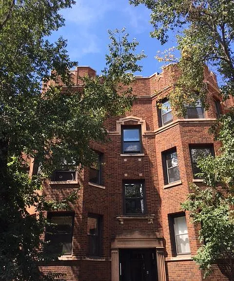 640 W Roscoe St #1W — Photo 1