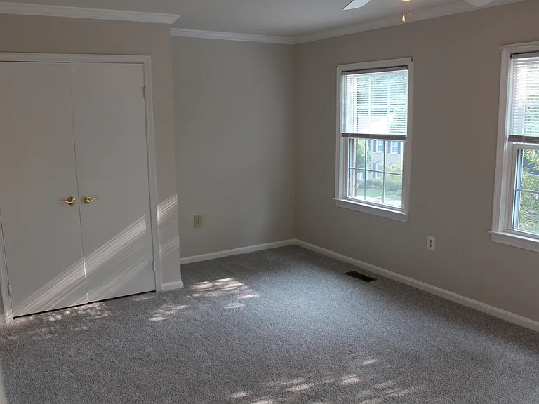 8224 Doctor Craik Ct — Photo 12