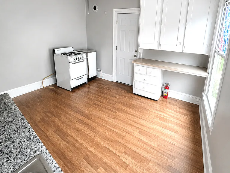 74 Holmes Ave #1 — Photo 2