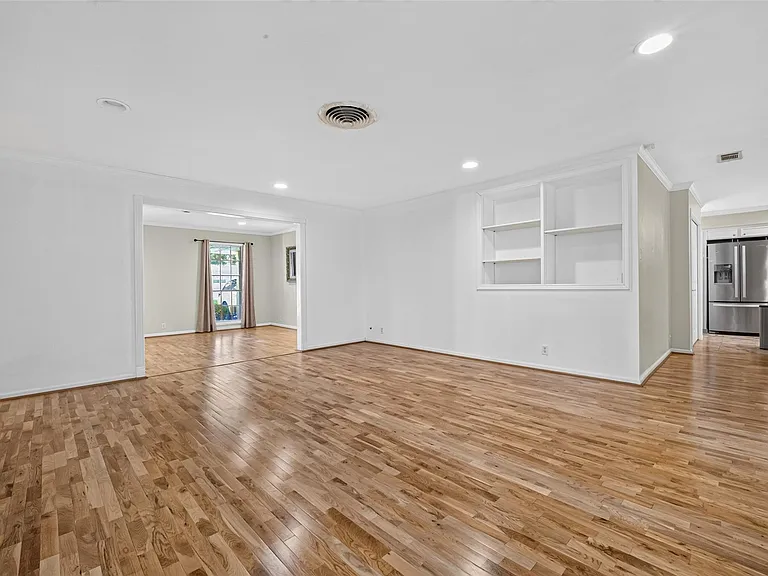 5310 Indigo St — Photo 11