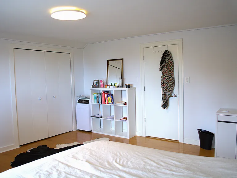 2251 Haywood Ave — Photo 16