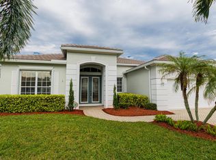 536 SW Lake Manatee Way, Port Saint Lucie, FL 34986
