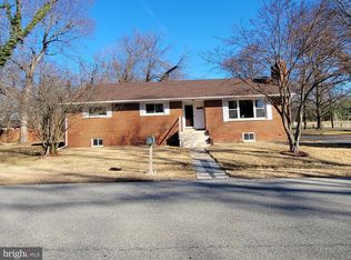 401 Rosier Rd, Fort Washington, MD 20744