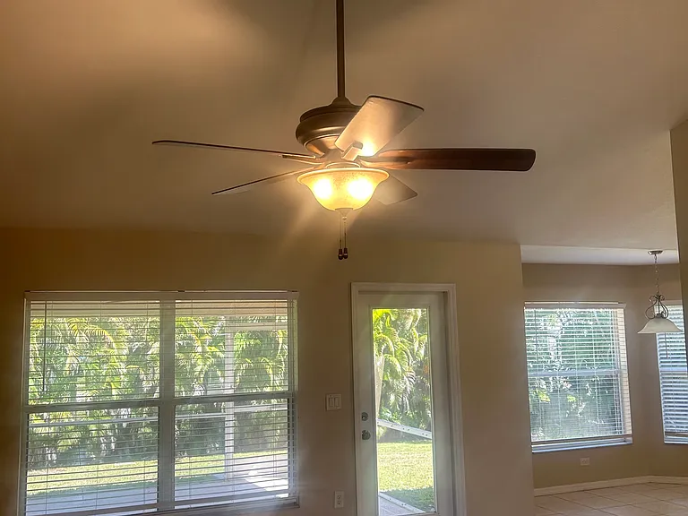 Spacious living room with a nook near the kitchen