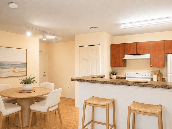 3rd image of 1704 Clearwater Largo Rd #1-109