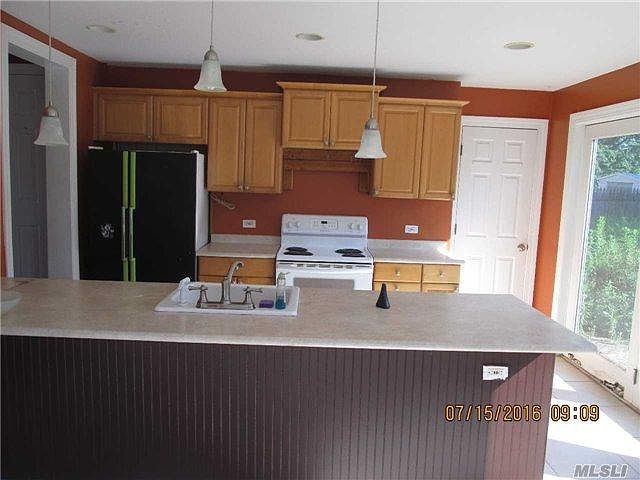 2nd image of 59 Beachwood Dr