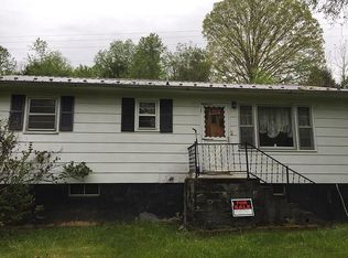 10467 Lindell Rd, Meadowview, VA 24361