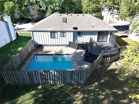 2nd image of 14401 Saint Andrews Dr